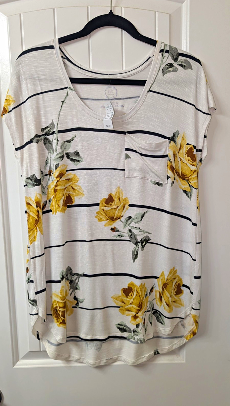 Maurices 24/7 White Black Striped Floral Scoop Neck Pocket Tee M